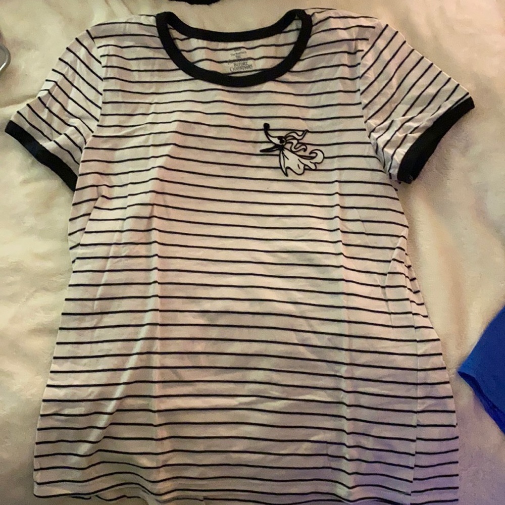 Black/white striped T-shirt